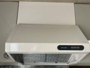 長野キッチン取付け隊　プロペラファンフード取替　施工後